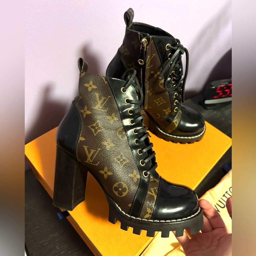 Louis Vuitton Star Trail Brown Ankle Boots lace up - Picture 7 of 15
